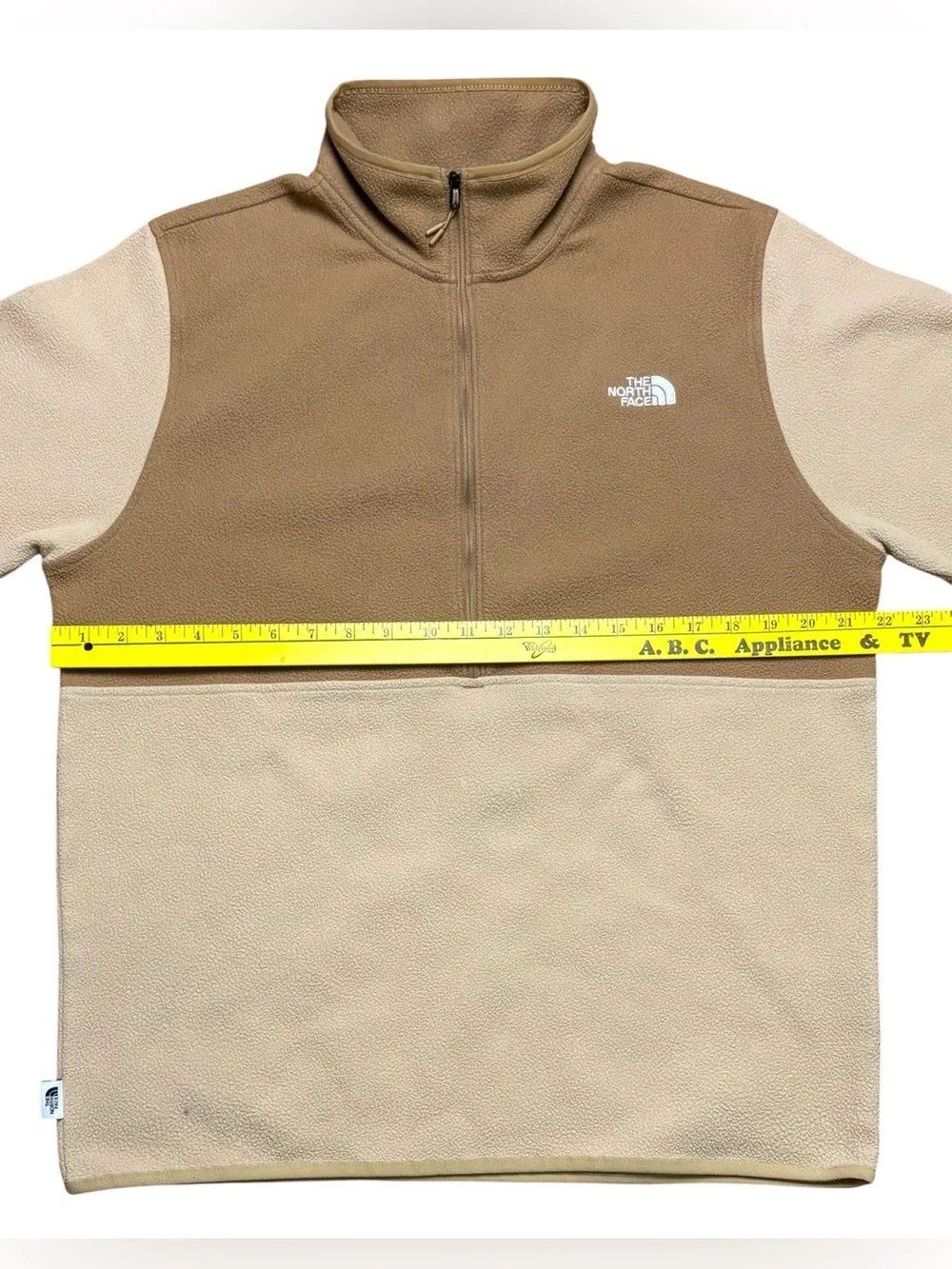 The North Face Men’s Two-Tone Half-Zip polartec Fleece Pullover - Brown/Cream